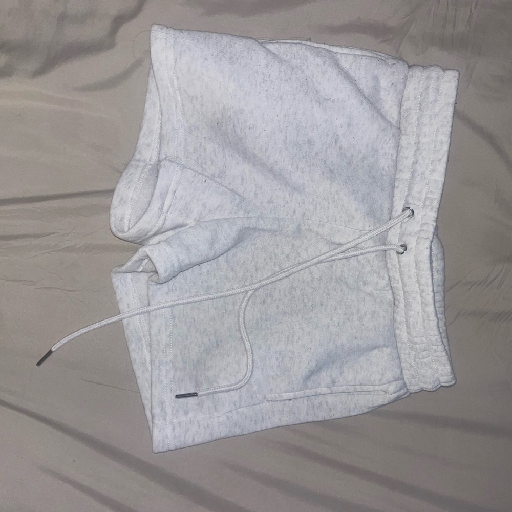 Grey sweatshorts women